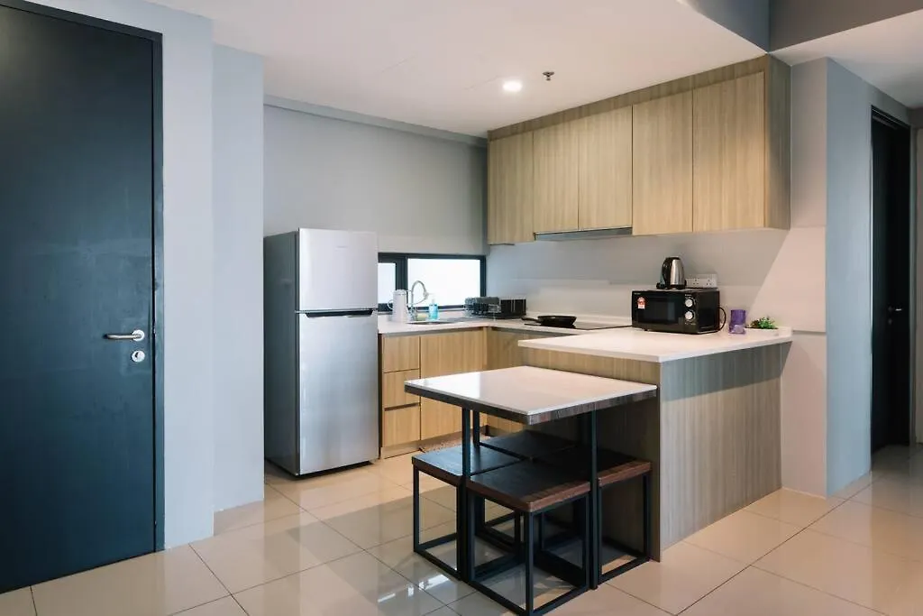 דירה ג'ורג' טאון Seaview Tropicana218 3Br 2Cp